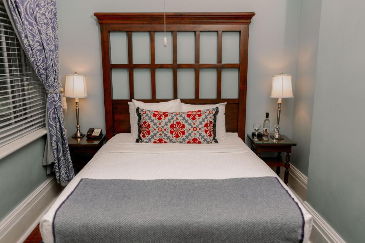 The Marshall House, Historic Inns Of Savannah Collection Eksteriør bilde