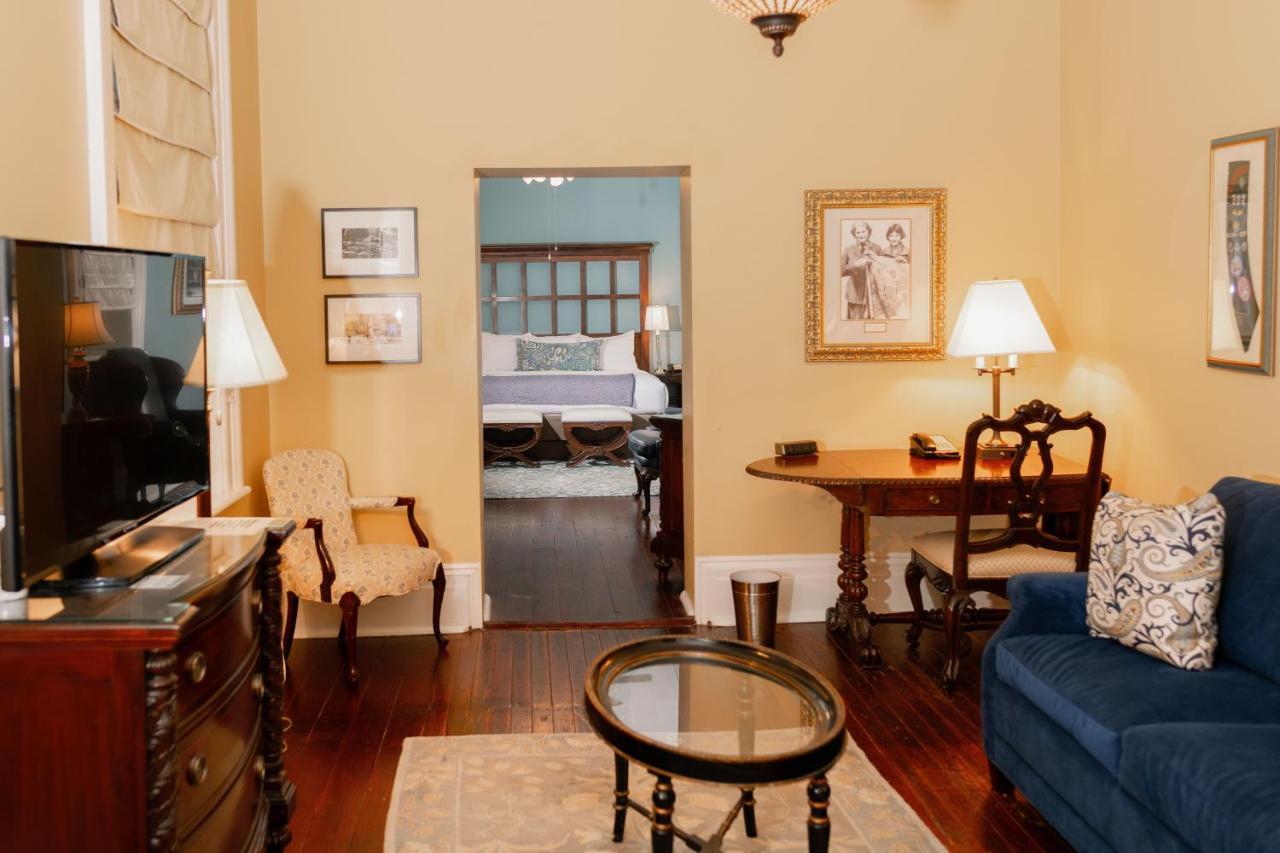 The Marshall House, Historic Inns Of Savannah Collection Eksteriør bilde